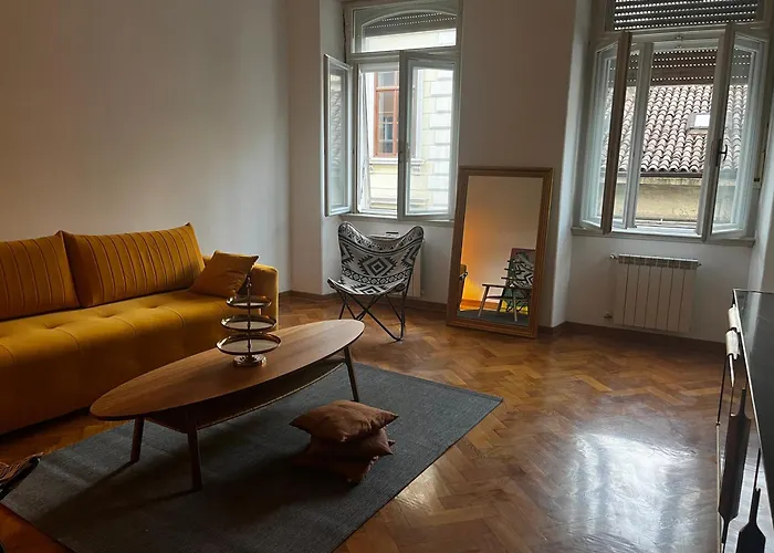 Апартаменти Emily In *