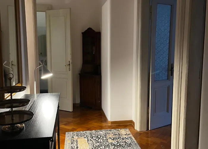 Emily In Апартаменти *